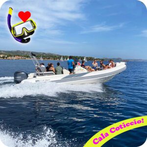 Da Cannigione: Escursione guidata di una giornata in Gommone nell'Arcipelago di La Maddalena