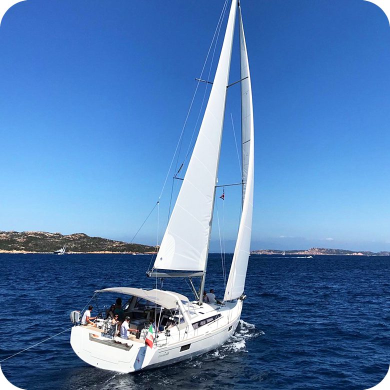 Da Palau: Escursione in elegante Barca a Vela nelle isole dell'Arcipelago di La Maddalena, con il massimo comfort e pranzo a bordo! - immagine 8